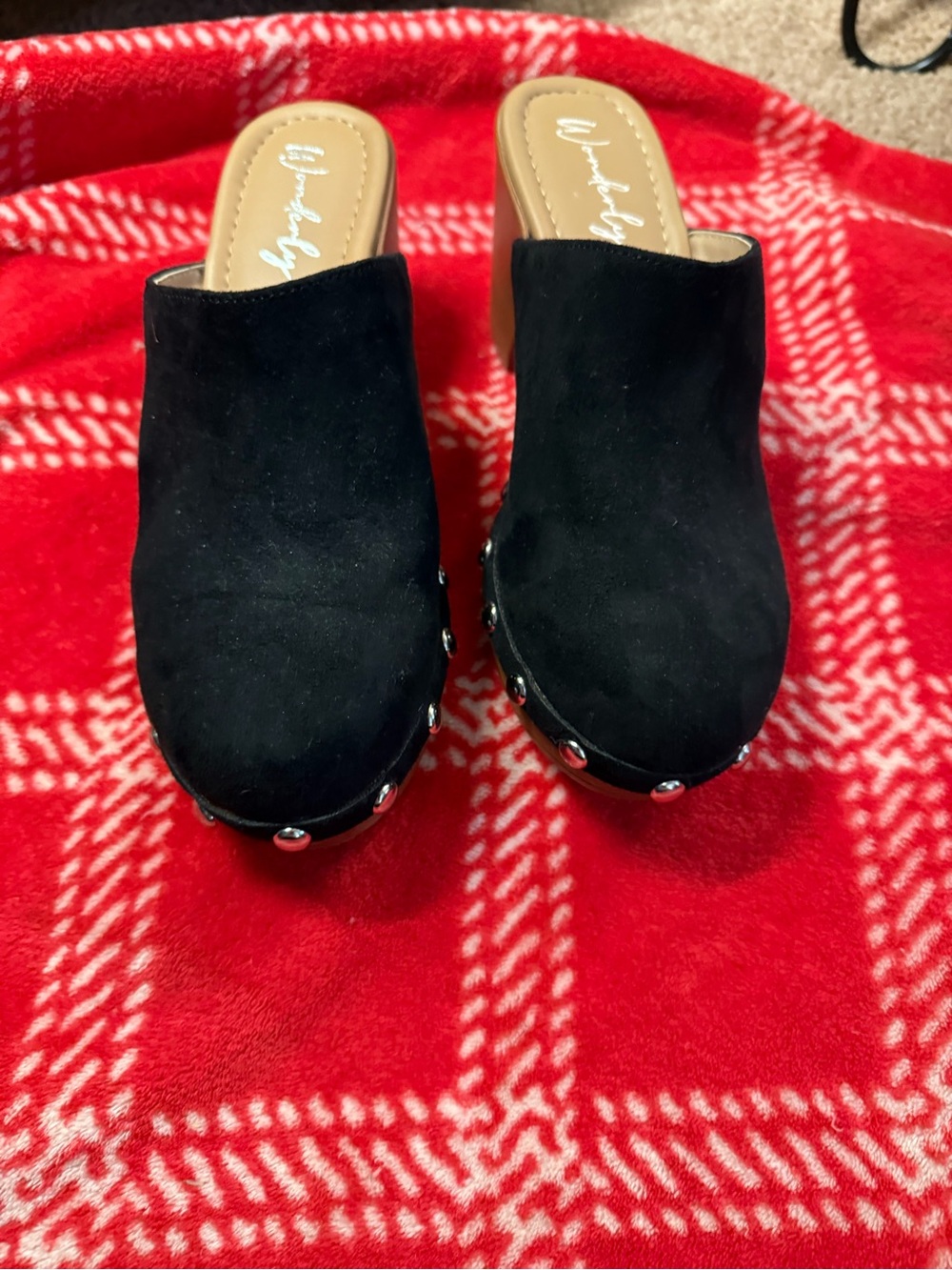 Modern clogs